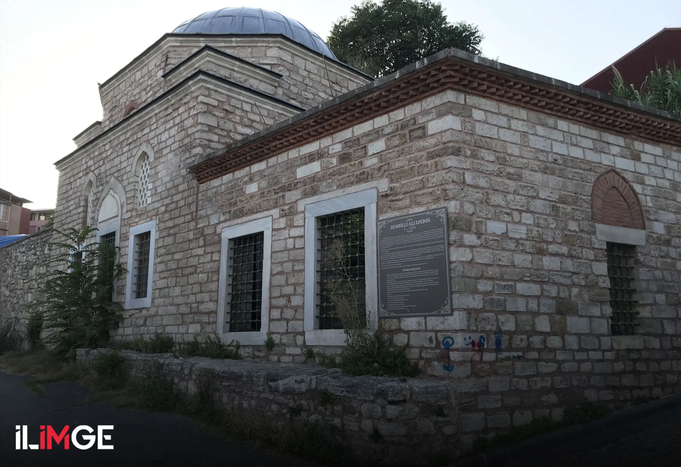 Gökten Zembille Fetva Veren Âlim: Zenbilli Ali Efendi