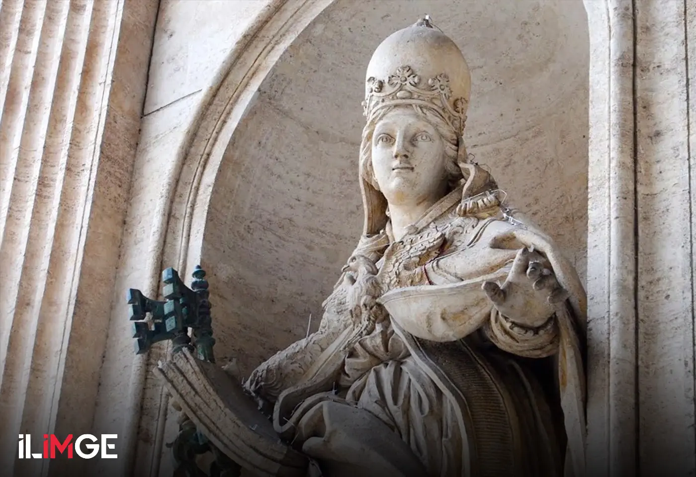 Hıristiyan Dünyasının Tek Kadın Papası