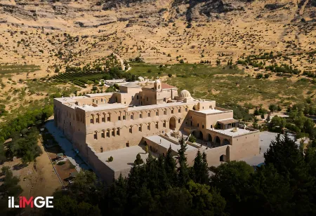 Zamanda ve İnançta Kutsal Bir Yolculuk: Deyrulzafaran Manastırı